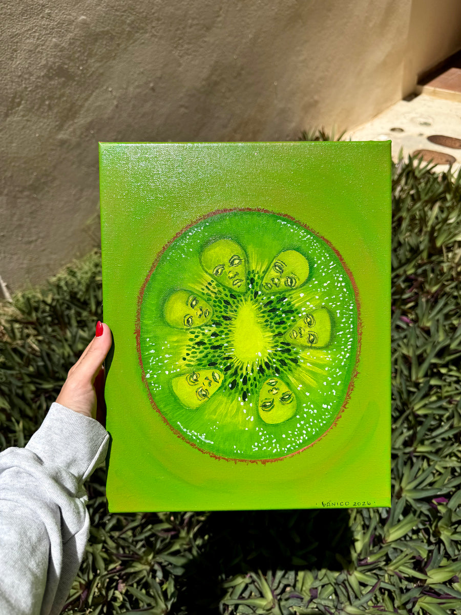 "dentro del Kiwi"